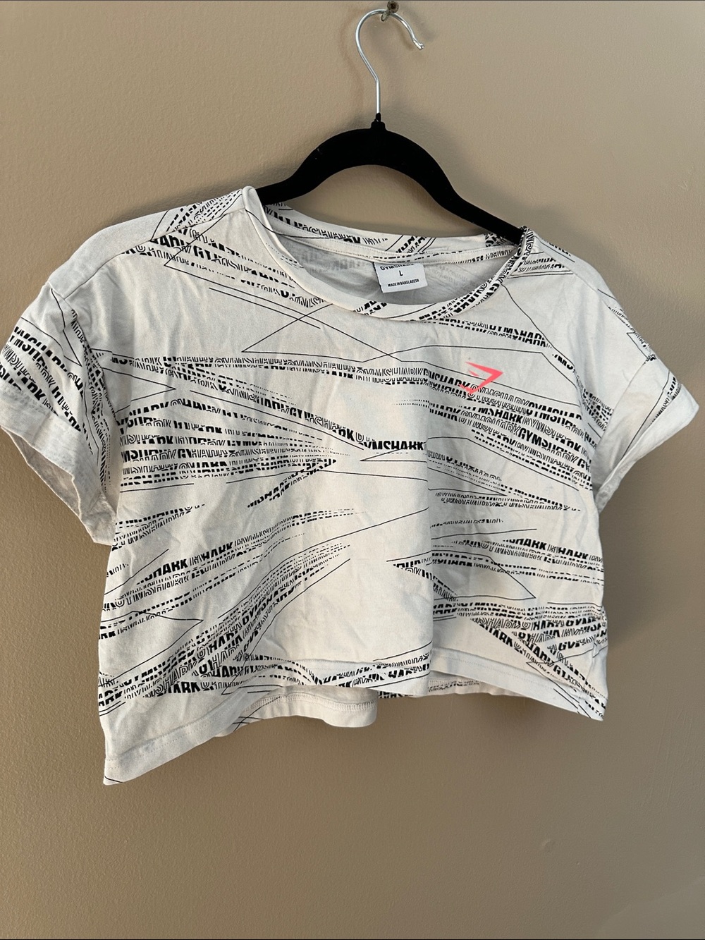 Gymshark Cropped Graphic Tee